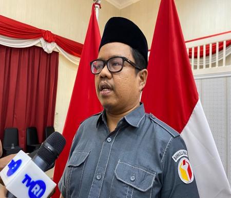 Ketua Bawaslu Riau, Alnoprizal ungkap ada 16 pelanggaran Pemilu yang ditemukan (foto/Mg1)