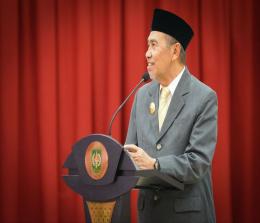 Gubernur Riau, Syamsuar menerima penghargaan kampus di Yogyakarta (foto/int)