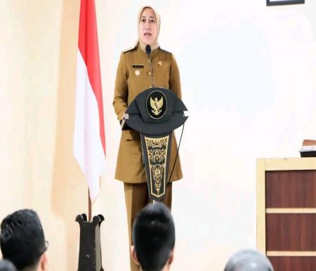 Bupati Inhu, Rezita Meylani menerima kedatangan Tim BPK-RI Perwakilan Provinsi Riau (foto/andri)