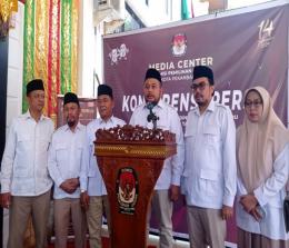Ketua DPC Partai Gerindra Kota Pekanbaru, Andri Saputra bersama jajarannya bertekad menangi Pemilu 2024 (foto/mimi purwanti-halloriau)