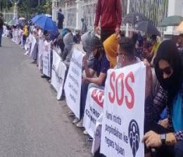 Aksi demo para imigran Afghanistan di Pekanbaru.