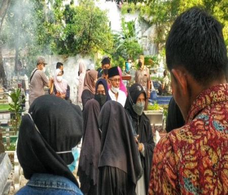 Pemakaman di Pekanbaru ramai didatangi masyarakat jelang Ramadan 1445 H (foto/ist)
