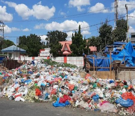 Tumpukan sampah di Pekanbaru.(ilustrasi/int)