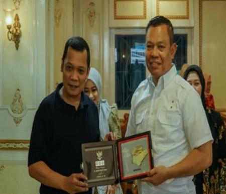 Pj Walikota Pekanbaru dan Pj Bupati Batu Bara.(foto: mcr)