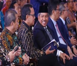 Bupati Siak, Alfedri hadiri pengukuhan Guru Besar sekaligus penandatanganan MoU dengan Institut Tazkia Bogor.(foto: diana/halloriau.com)