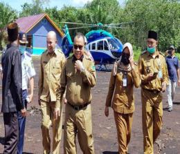 Bupati Kepulauan Meranti, Drs Irwan tiba di Desa Tanjung Padang, Kecamatan Tasik Putripuyu, Senin (24/8/2020).
