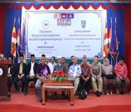 Delegasi UIR saat lawatan ke Thailand dan Kamboja (foto/ist)