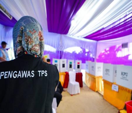 Ilustrasi petugas TPS di Riau meninggal dunia saat Pemilu 2024 (foto/int)