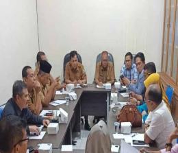 Rapat Dewan Pengupahan Kabupaten (DPK) saat menentukan besaran UMK di Pelalawan. 