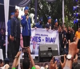 T Zulmizan saat deklarasi dukungan untuk calon Presiden RI, Anies Baswedan di Pekanbaru akhir pekan lalu.(foto: dok/halloriau.com)