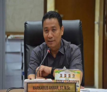 Ketua Komisi III DPRD Riau Markarius Anwar harap calon pimpinan BRK Syariah orang yang paham bisnis perbankan serta amanah (foto:ist)