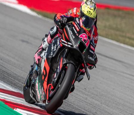 Aleix Espargaro sukses menjadi yang tercepat di MotoGP Catalunya 2023 (foto/detik)