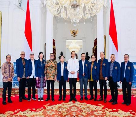 Presiden Joko Widodo menerima Pengurus Persatuan Wartawan Indonesia (PWI) Pusat di Istana Merdeka, Jakarta, Selasa (7/11/2023.