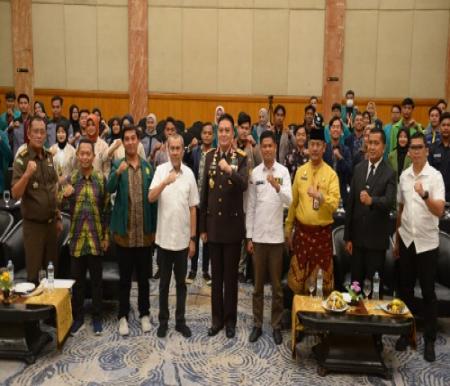 Gubernur Riau, Syamsuar bersama forkopimda Riau.(foto: mcr)