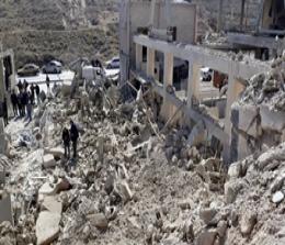 Puing-puing gedung di pusat kota Suriah hancur dihantam rudal Israel (foto/int)