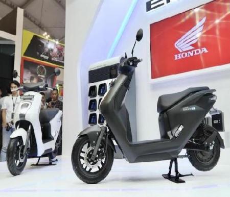 Motor listrik Honda EM1 e: sudah dibuka harga sementara Rp 40-45 juta di GIIAS 2023. (Foto: AHM)