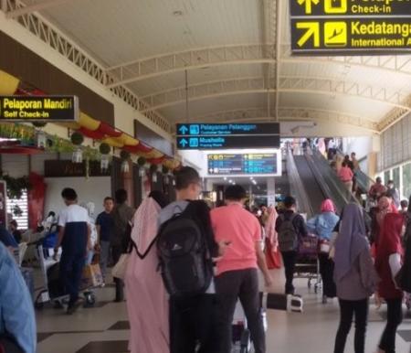 ilustrasi suasana kepadatan di Bandara Internasional Sultan Syarif Kasim (SSK) II Pekanbaru.
