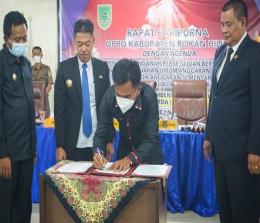 Bupati dan DPRD Rohil Teken Nota Kesepakatan KUA PPAS APBD 2022