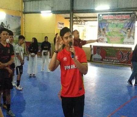 Ketum PSI, Kaesang Pangarep membuka Futsal Raja Cup di Gajah Mada Sport Centre, Pekanbaru (foto/riki)