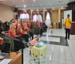 Sosialisasi Pemajuan Kebudayaan Melayu Riau dan Hak Kekayaan Intelektual (HAKI) tajaan Dharma Wanita Persatuan Kota Pekanbaru, Kamis (13/01/2022).  