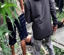 Temuan mayat di Jalan SM Amin Pekanbaru.(foto: bayu/halloriau.com)
