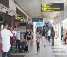 Ilustrasi arus penumpang di Bandara SSK II Pekanbaru (foto/int)