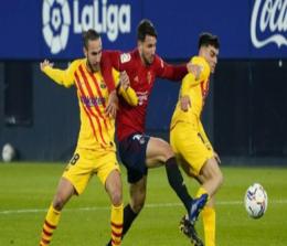 Barcelona mengamankan tiga angka di kandang Osasuna. Foto: CNNIndonesia