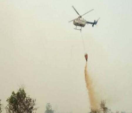 Ilustrasi Riau hanya tersedia satu helikopter water bombing (foto/int)