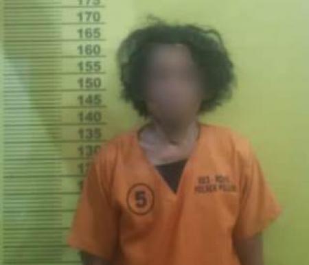 AL warga Kecamatan Tanjung Medan ditangkap personel Polsek Pujud (foto/zal)