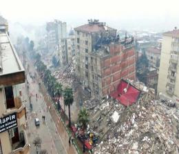 Kota Kahramanmaras, Turki hancur terdampak gempa dahsyat (foto/reuters)
