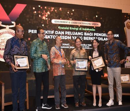 Dirut PT PHR Chalid Salim Said meraih penghargaan bidang energi E2S Award 2023 menjadi Best CEO Upstream Oil and Gas Company di Indonesia (foto/ist)
