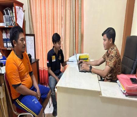 Ketua PPS, AS tilap honor petugas KPPS di Kayong Utara, Kalimantan Barat (foto/int)