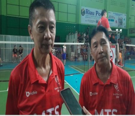 Ketua Panitia turnamen badminton KTB Cup, Susanto (foto/bayu)