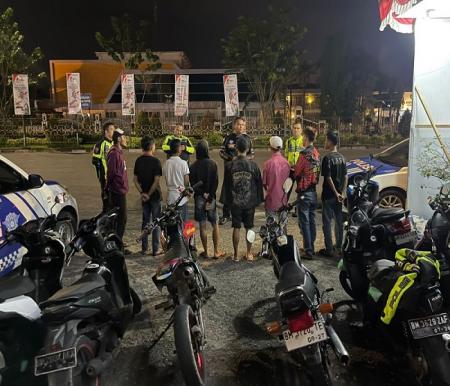 Sebanyak 36 Unit Sepeda Motor diamankan di Polresta Pekanbaru saat melaksanakan Blue Light Patrol Minggu (12/11/2023) dini hari.