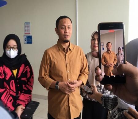 Ketua Agung Nugroho usai menjenguk Sekretaris DPD Demokrat Riau (foto/int)