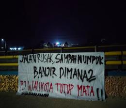 BEM Unri sebar spanduk kritisi Pemko dan DPRD Pekanbaru (foto/int)