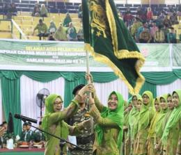 Sewitri SE resmi dilantik sebagai Ketua Muslimat NU Kabupaten Pelalawan di Gor Pengeran Pangkalan Kerinci, Kamis (5/3/2020). 