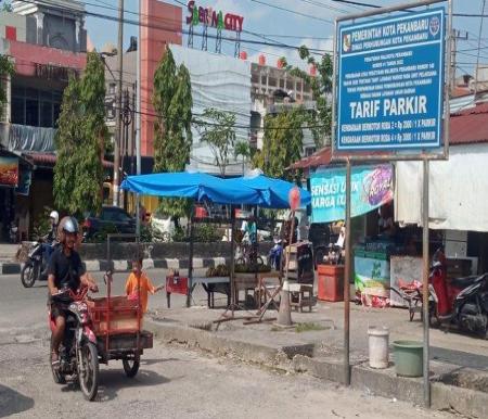 Ilustrasi retribusi parkir di kawasan pasar tradisional Pekanbaru akan beralih ke Disperindag (foto/tribunpku)
