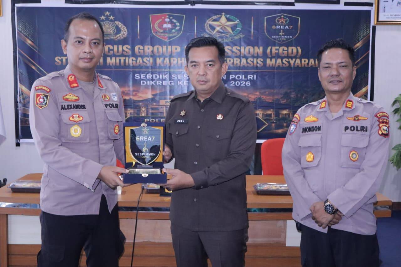 sekda-inhu-zoel-zulfahmi-adrian-halloriau.jpeg